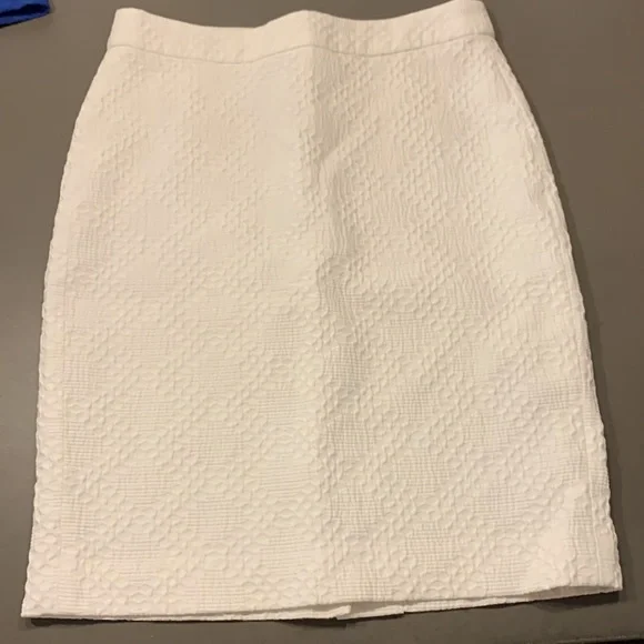 Banana Republic Pencil Skirt - Picture 2 of 7